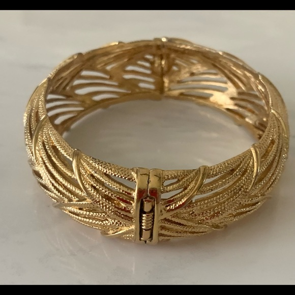 Gold bangles by Monet - Picture 6 of 10